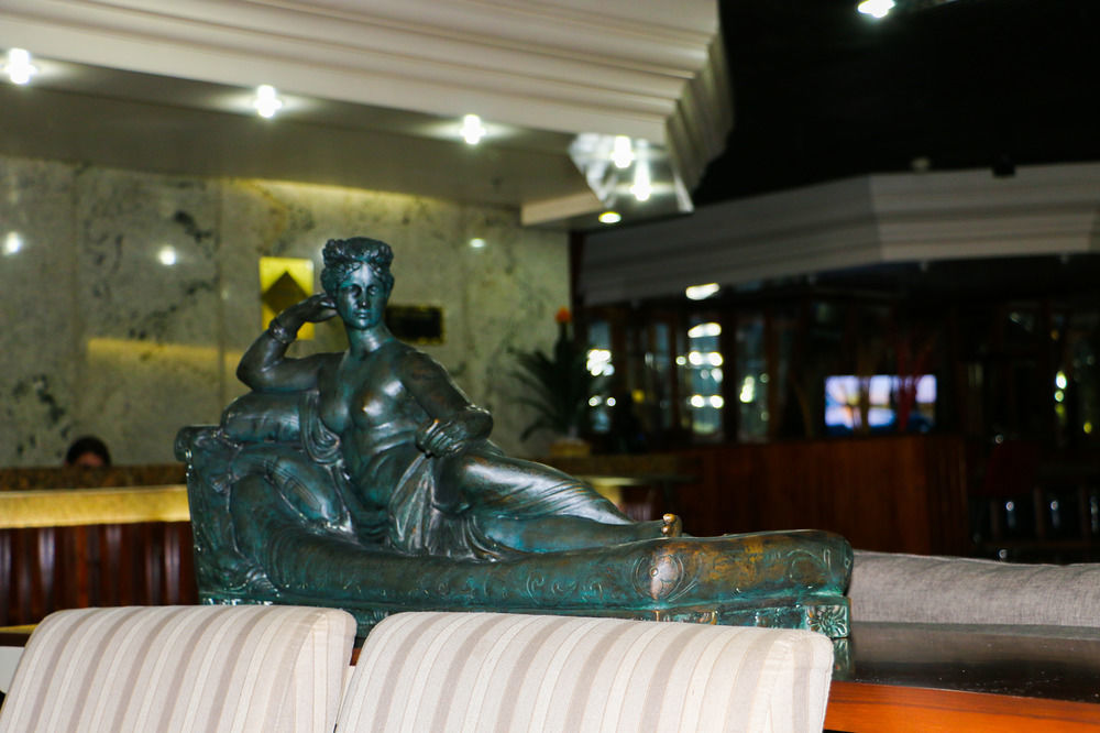 Taj Mahal Hotel Nin Ngoại thất bức ảnh